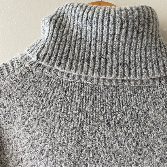 CALVIN KLEIN | Basic Chunky Sweater - Picture 5 of 13